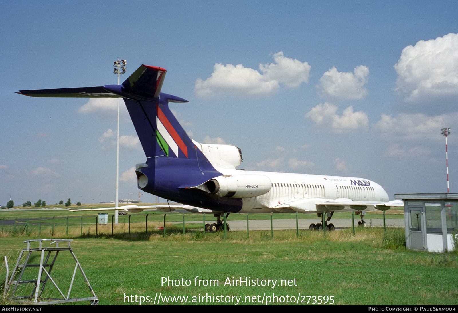 Aircraft Photo of HA-LCH | Tupolev Tu-154B-2 | Malév - Hungarian Airlines | AirHistory.net #273595