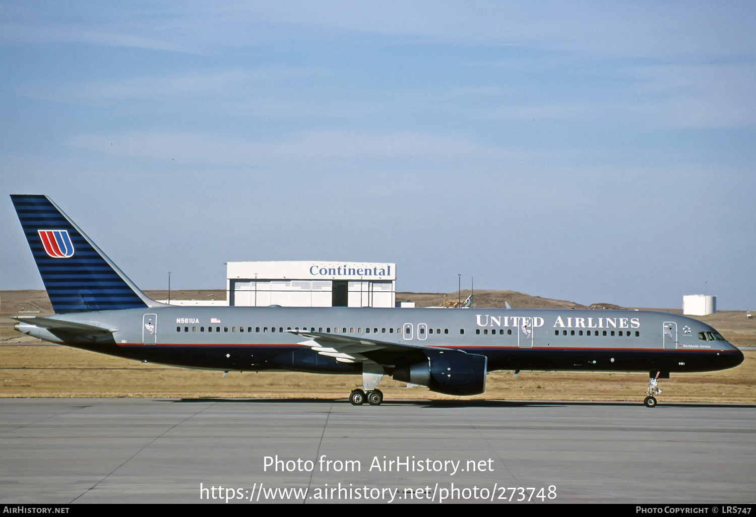 Aircraft Photo of N561UA | Boeing 757-222 | United Airlines | AirHistory.net #273748