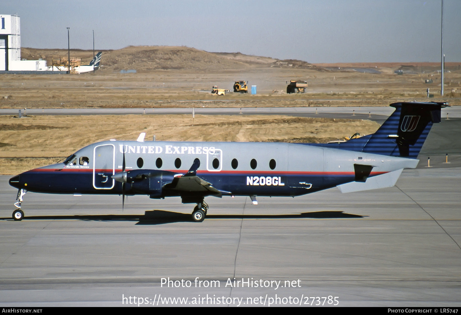 Aircraft Photo of N208GL | Beech 1900D | United Express | AirHistory.net #273785