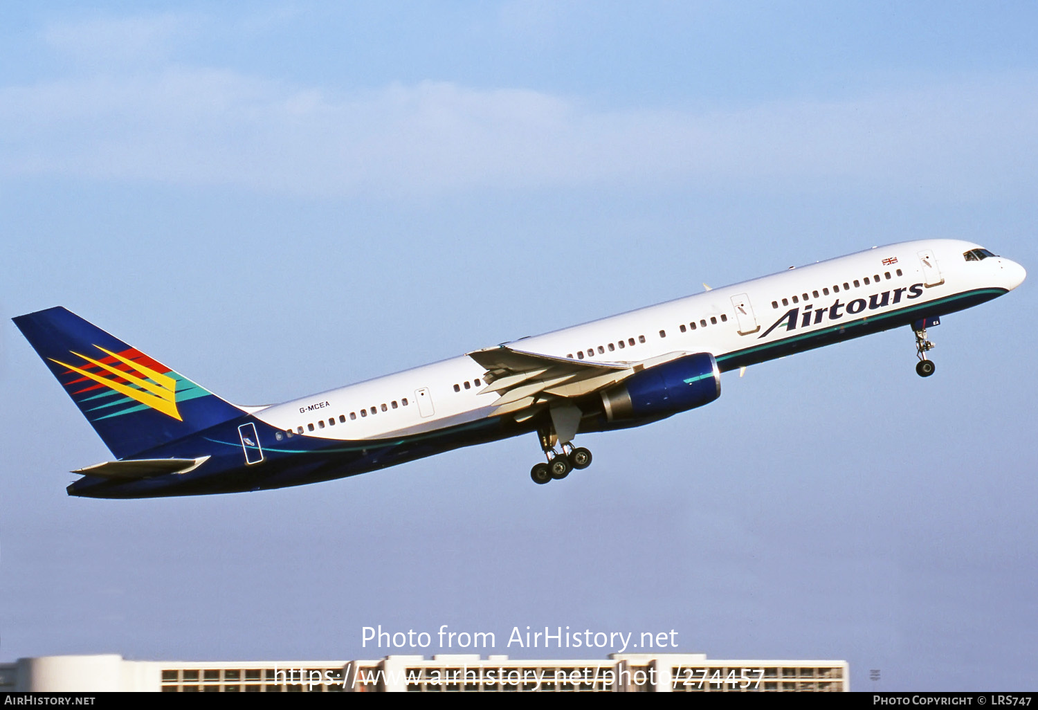 Aircraft Photo of G-MCEA | Boeing 757-225 | Airtours International | AirHistory.net #274457