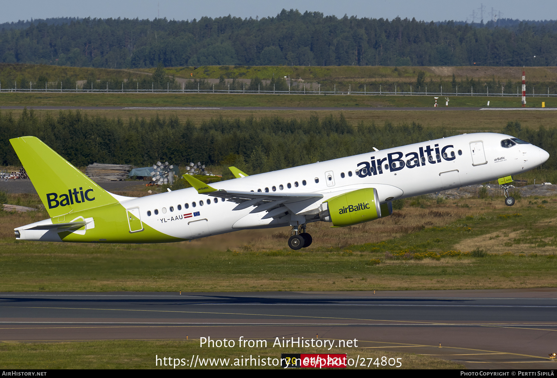 Aircraft Photo of YL-AAU | Airbus A220-371 (BD-500-1A11) | AirBaltic | AirHistory.net #274805