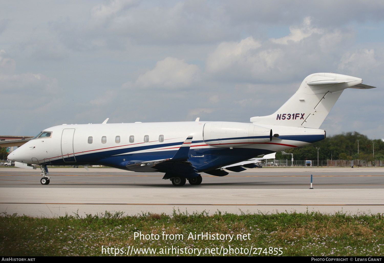 Aircraft Photo of N531FX | Bombardier Challenger 300 (BD-100-1A10) | AirHistory.net #274855