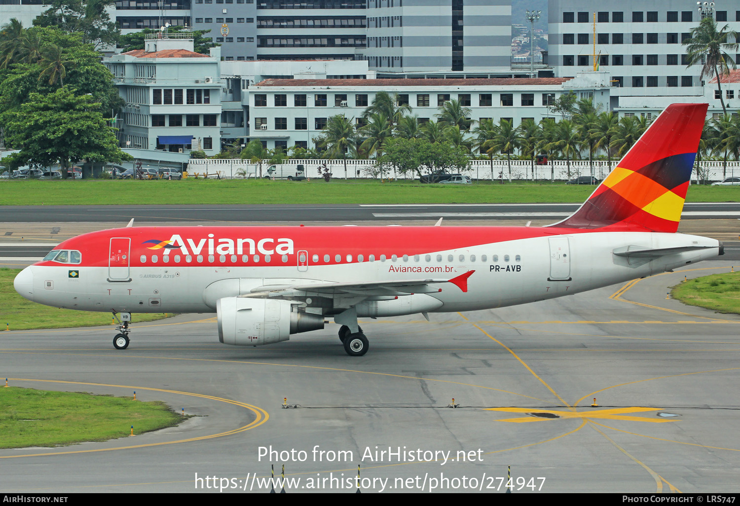 Aircraft Photo of PR-AVB | Airbus A319-115 | Avianca | AirHistory.net #274947