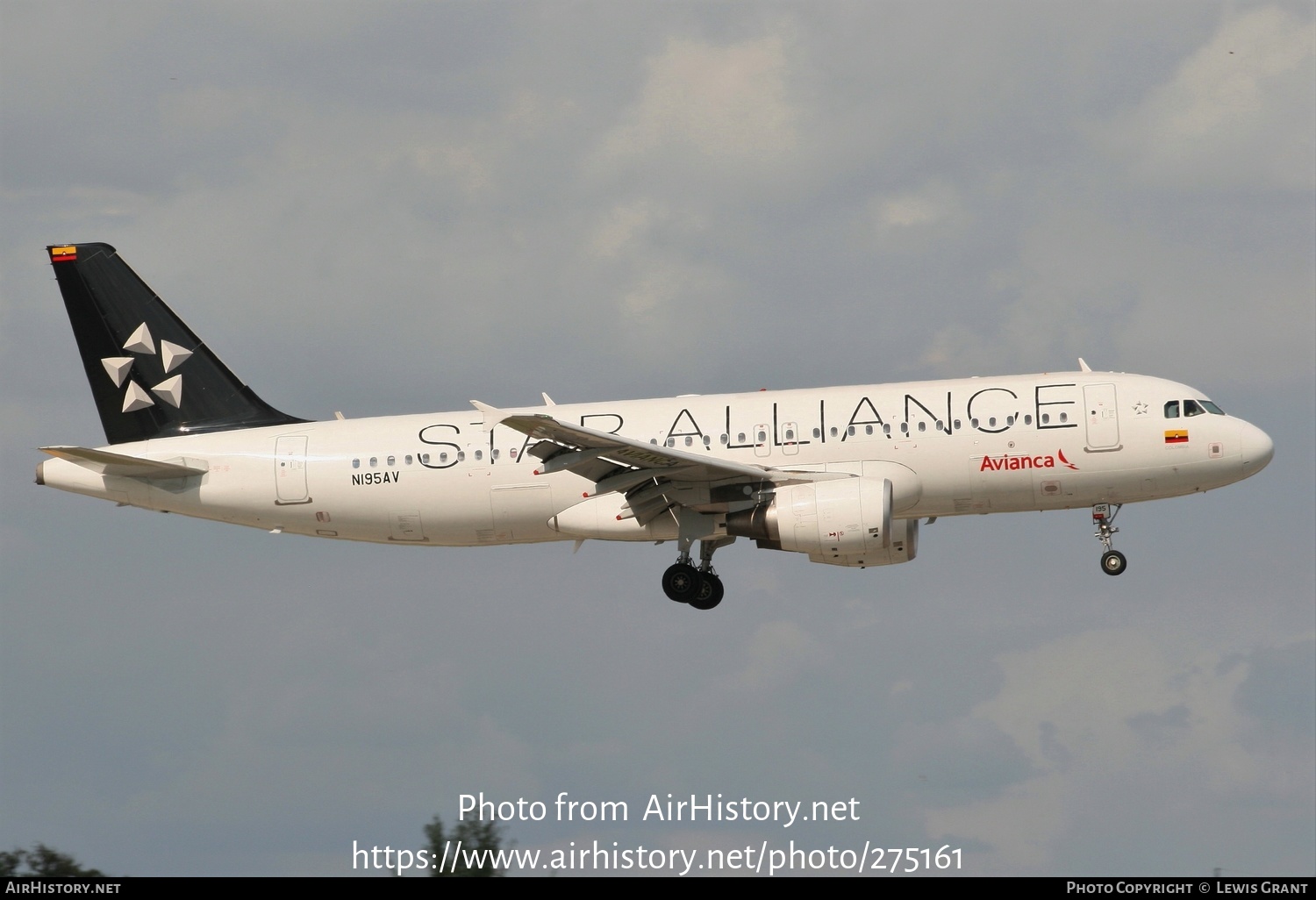 Aircraft Photo of N195AV | Airbus A320-214 | Avianca | AirHistory.net #275161