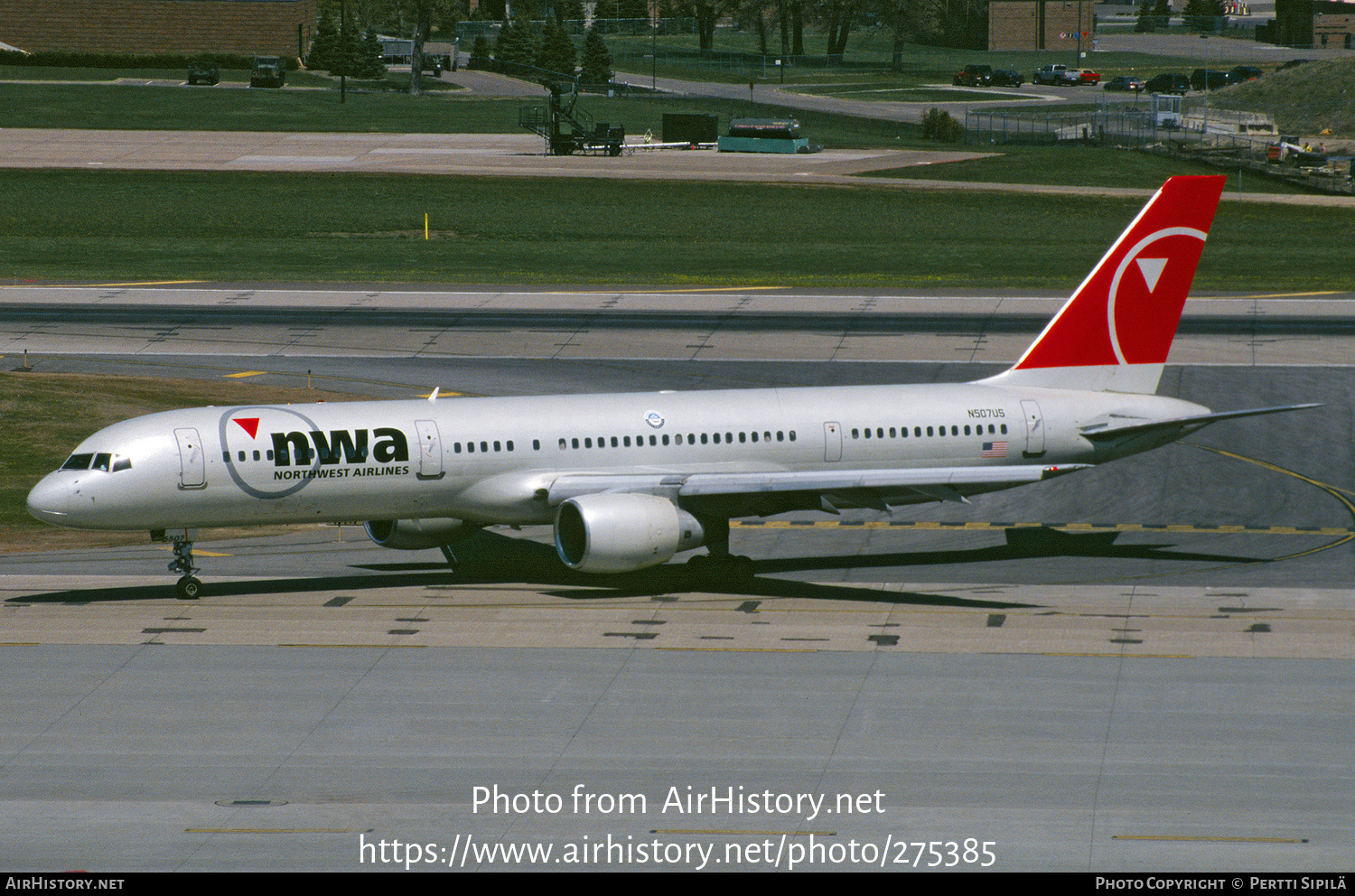 Aircraft Photo of N507US | Boeing 757-251 | Northwest Airlines | AirHistory.net #275385