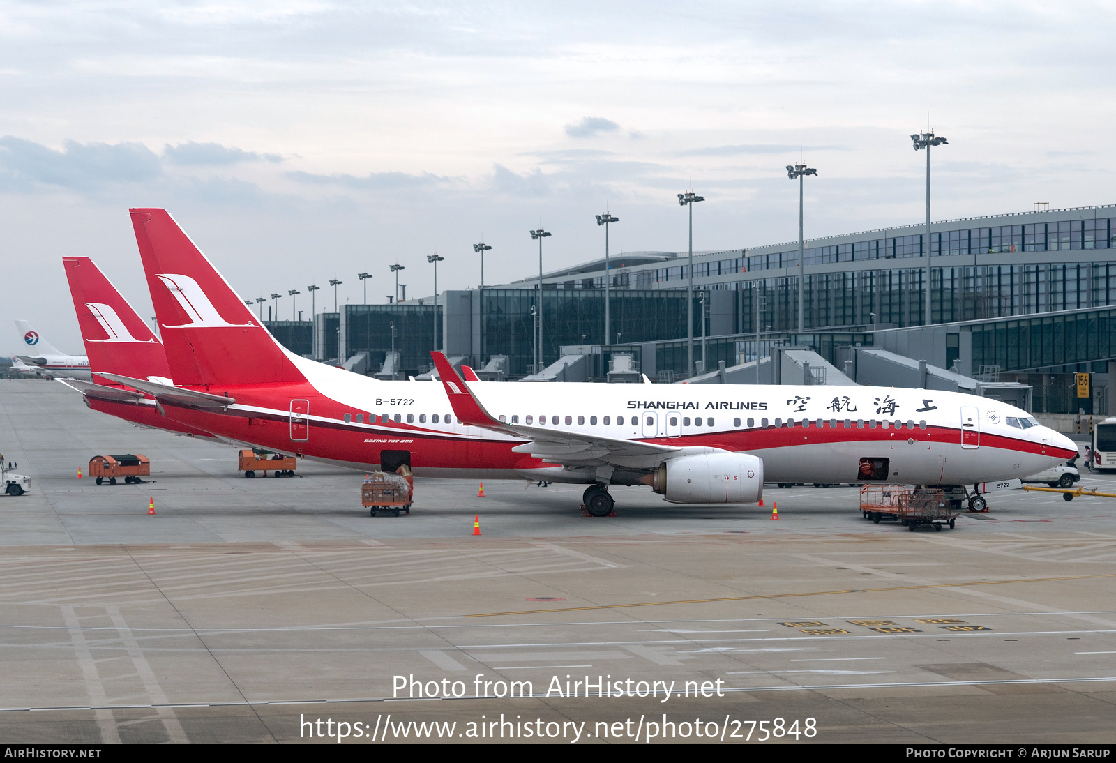 Aircraft Photo of B-5722 | Boeing 737-89P | Shanghai Airlines | AirHistory.net #275848