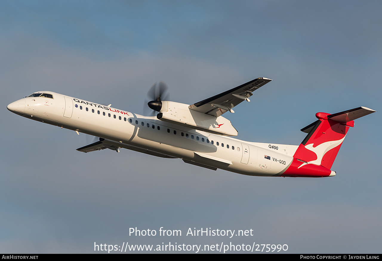 Aircraft Photo of VH-QOD | Bombardier DHC-8-402 Dash 8 | QantasLink | AirHistory.net #275990