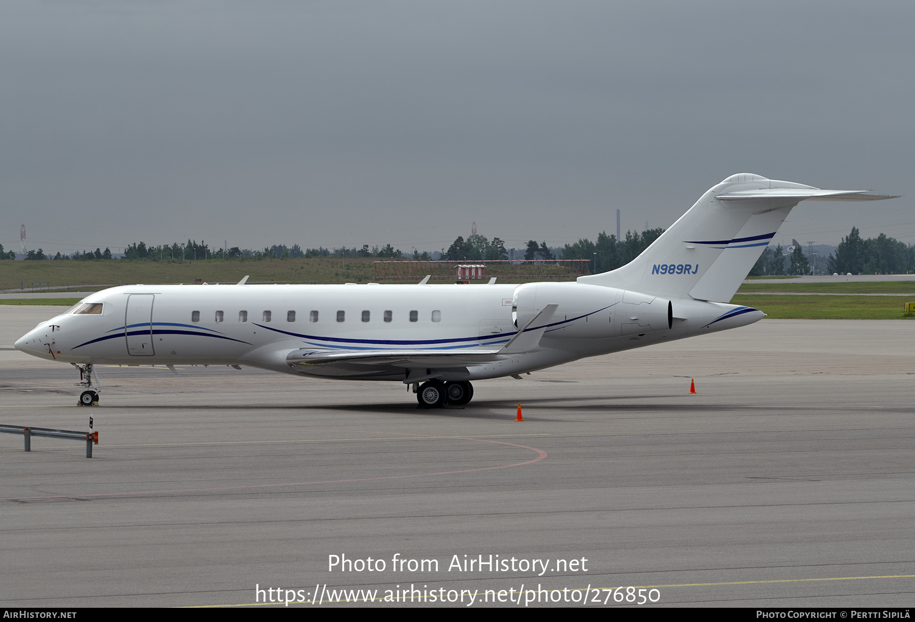 Aircraft Photo of N989RJ | Bombardier Global 5000 (BD-700-1A11) | AirHistory.net #276850