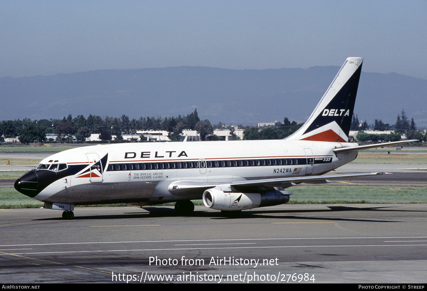 Aircraft Photo of N242WA | Boeing 737-247 | Delta Air Lines | AirHistory.net #276984