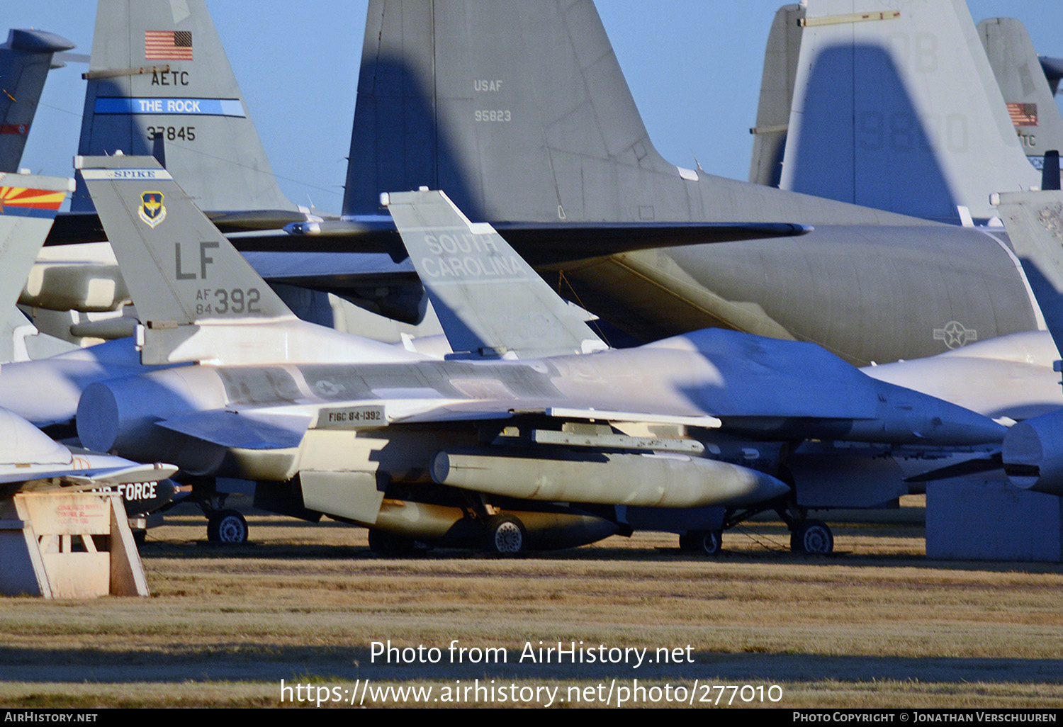 Aircraft Photo of 84-1392 / AF84-392 | General Dynamics F-16C Fighting Falcon | USA - Air Force | AirHistory.net #277010