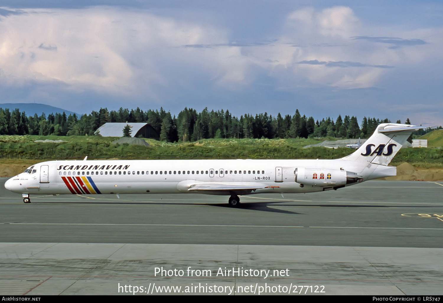 Aircraft Photo of LN-ROX | McDonnell Douglas MD-82 (DC-9-82) | Scandinavian Airlines - SAS | AirHistory.net #277122