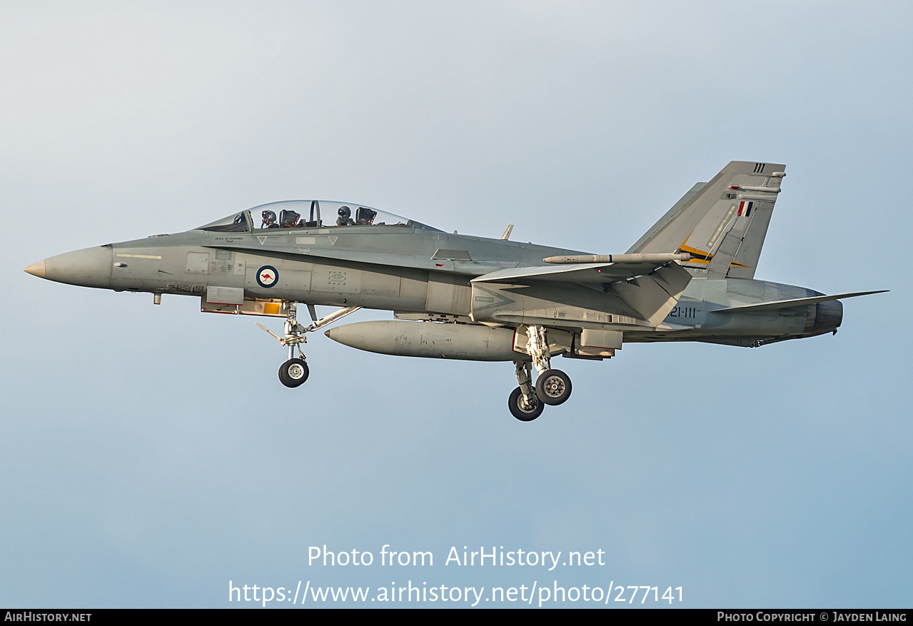 Aircraft Photo of A21-111 | McDonnell Douglas F/A-18B Hornet | Australia - Air Force | AirHistory.net #277141