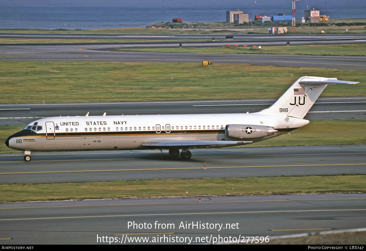 Aircraft Photo of 159118 / 9118 | McDonnell Douglas C-9B Skytrain II | USA - Navy | AirHistory.net #277596