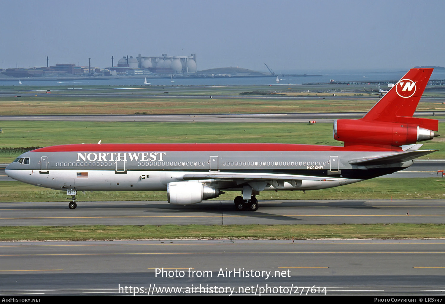 Aircraft Photo of N242NW | McDonnell Douglas DC-10-30 | Northwest Airlines | AirHistory.net #277614