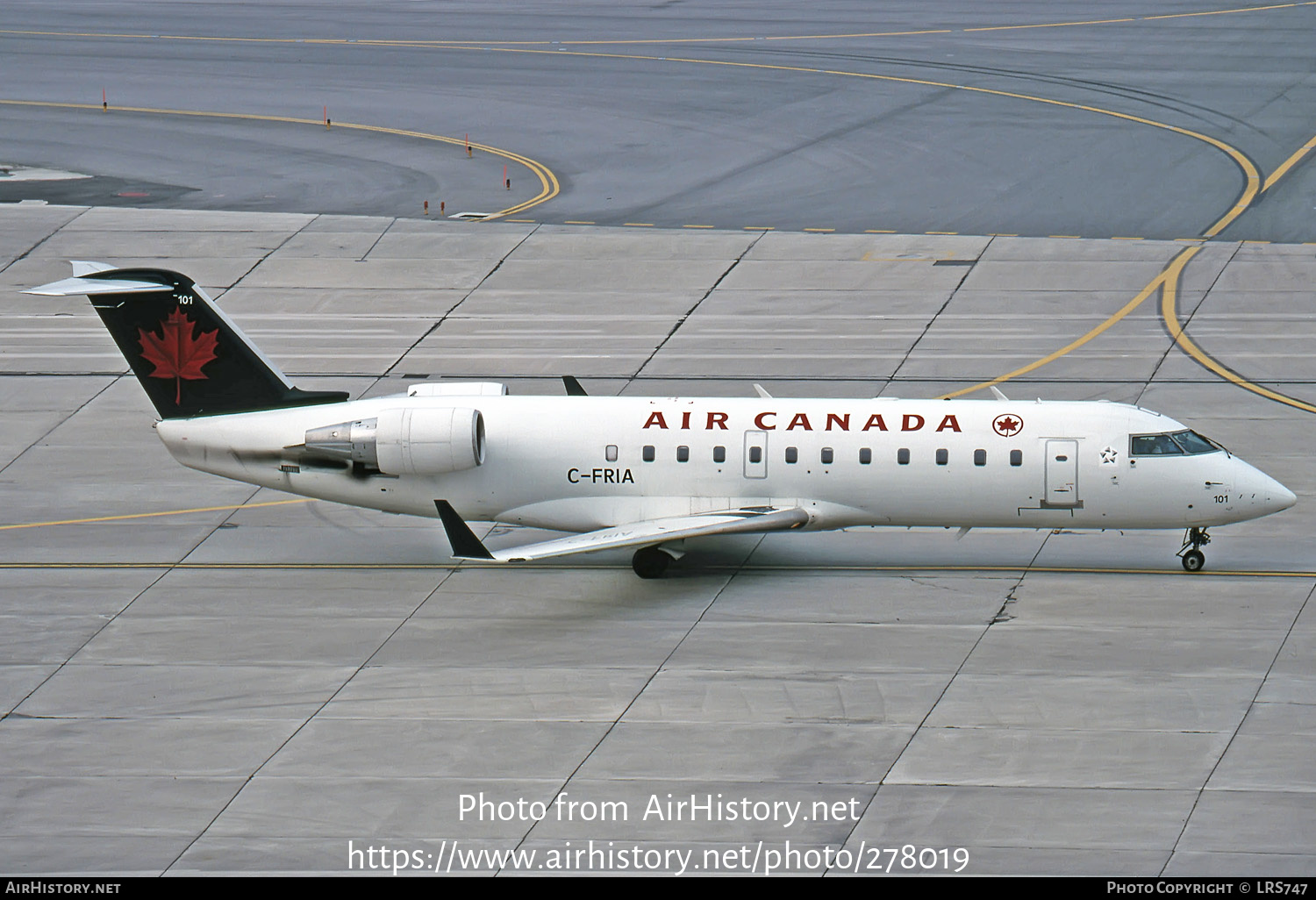 Aircraft Photo of C-FRIA | Canadair CRJ-100ER (CL-600-2B19) | Air Canada | AirHistory.net #278019