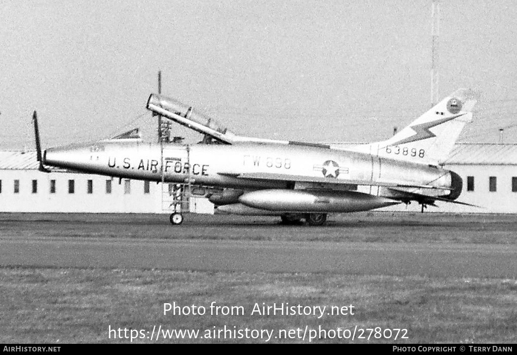 Aircraft Photo of 56-3898 / 63898 | North American F-100F Super Sabre | USA - Air Force | AirHistory.net #278072