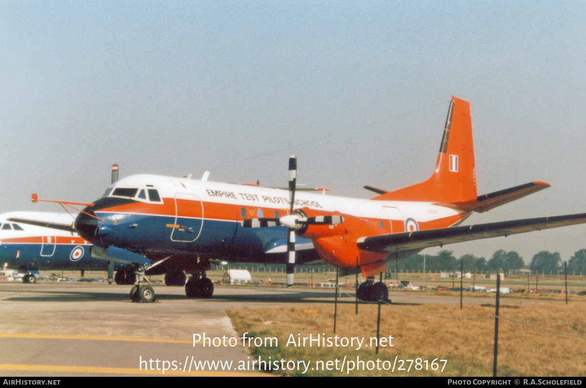 Aircraft Photo of XS606 | Hawker Siddeley HS-780 Andover C1 | UK - Air Force | AirHistory.net #278167