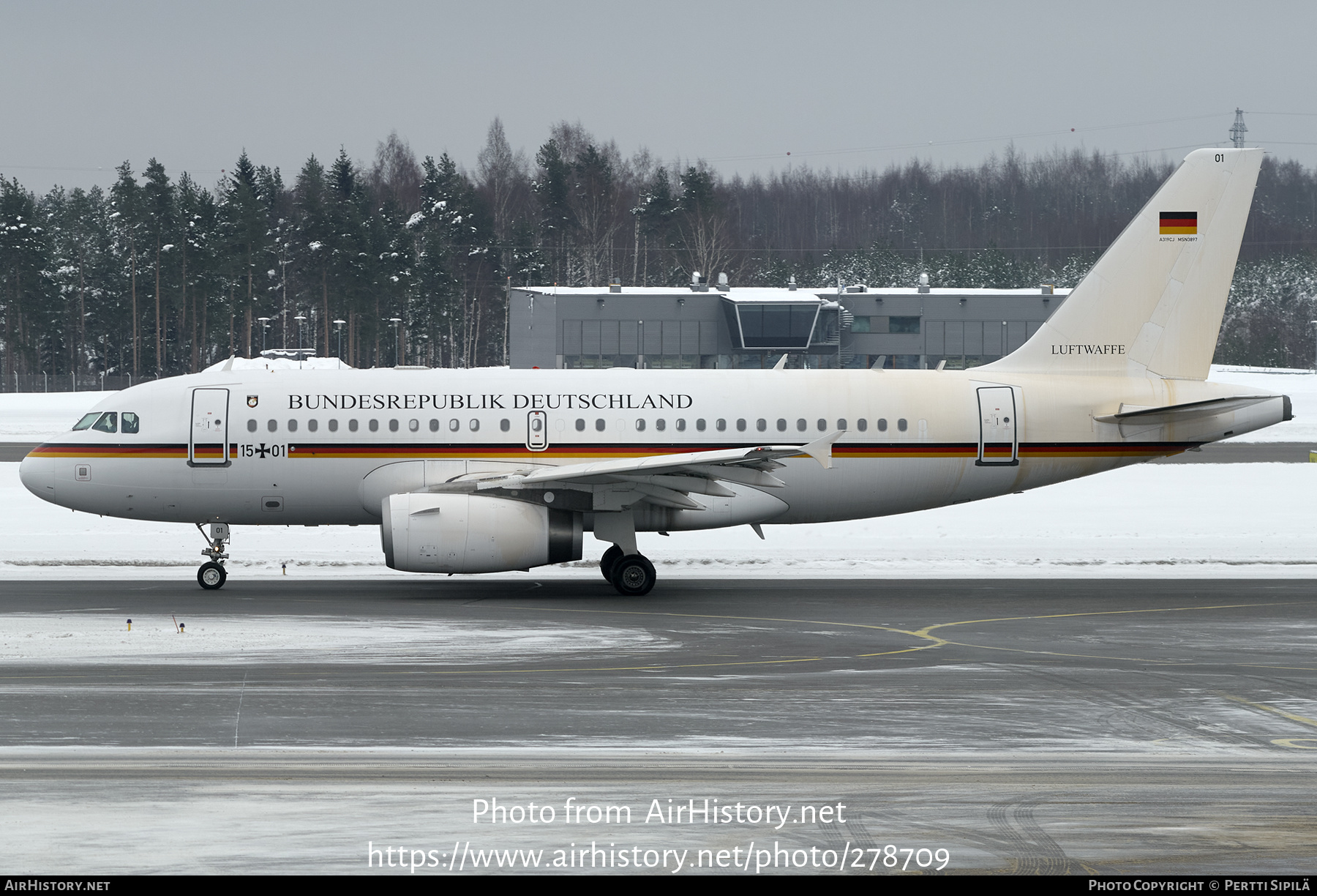 Aircraft Photo of 1501 | Airbus ACJ319 (A319-133/CJ) | Germany - Air Force | AirHistory.net #278709