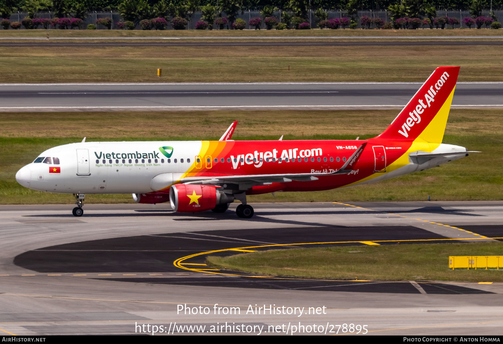 Aircraft Photo of VN-A658 | Airbus A320-214 | VietJet Air | AirHistory.net #278895