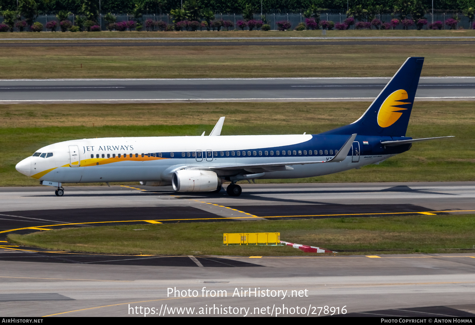 Aircraft Photo of VT-JFB | Boeing 737-86N | Jet Airways | AirHistory.net #278916