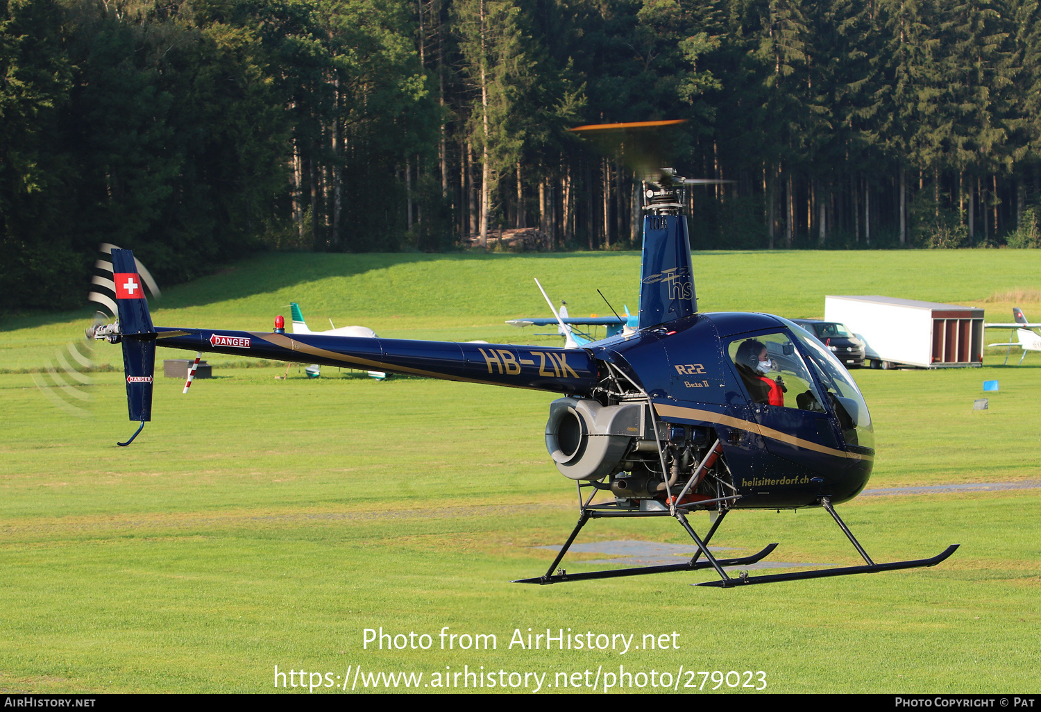 Aircraft Photo of HB-ZIK | Robinson R-22 Beta II | Heli Sitterdorf | AirHistory.net #279023