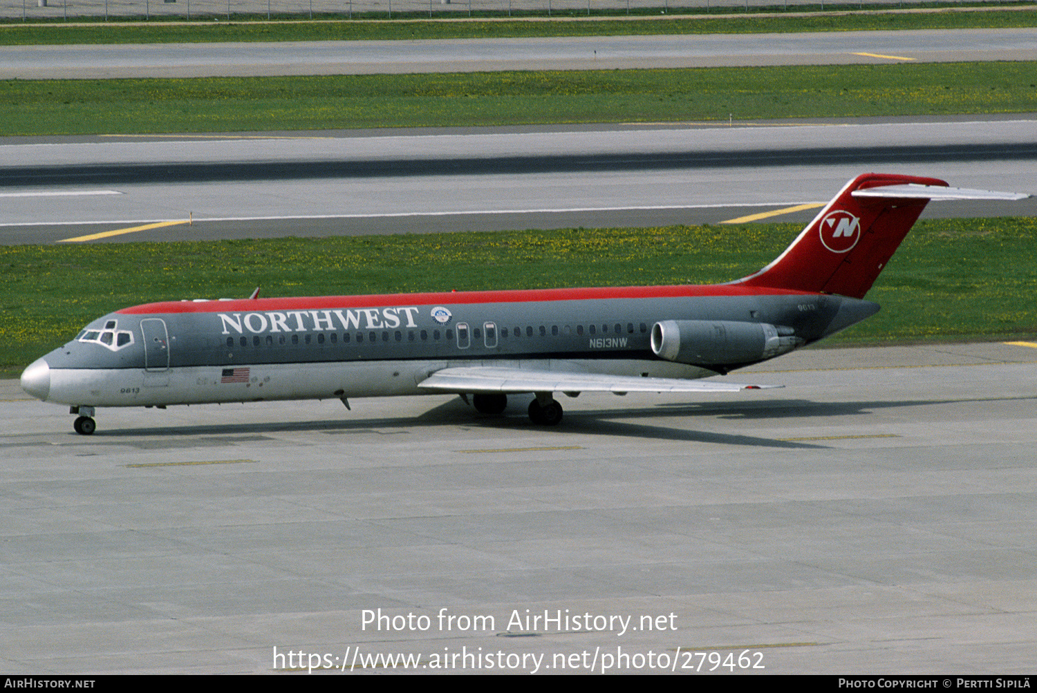 Aircraft Photo of N613NW | McDonnell Douglas DC-9-32 | Northwest Airlines | AirHistory.net #279462