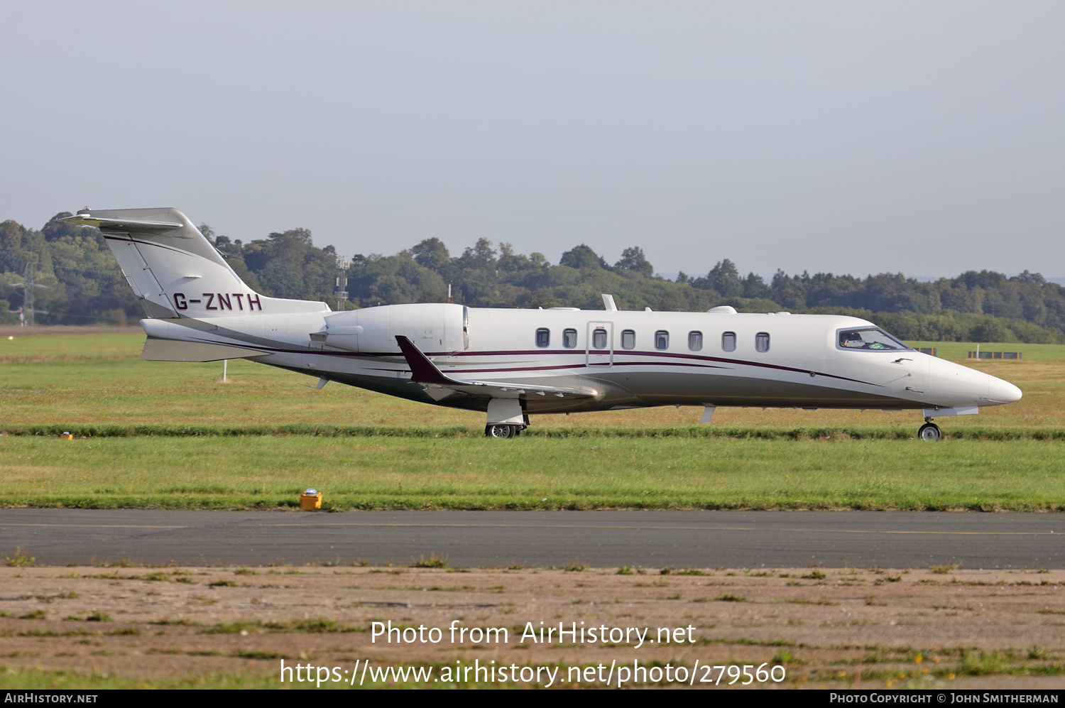 Aircraft Photo of G-ZNTH | Learjet 75 | AirHistory.net #279560