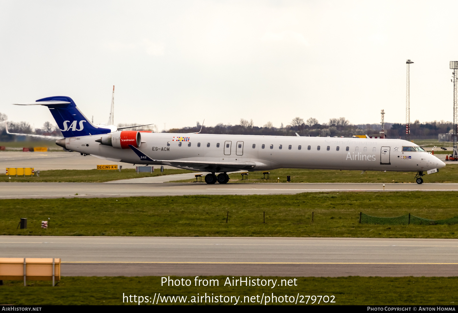 Aircraft Photo of ES-ACM | Bombardier CRJ-900 (CL-600-2D24) | Scandinavian Airlines - SAS | AirHistory.net #279702