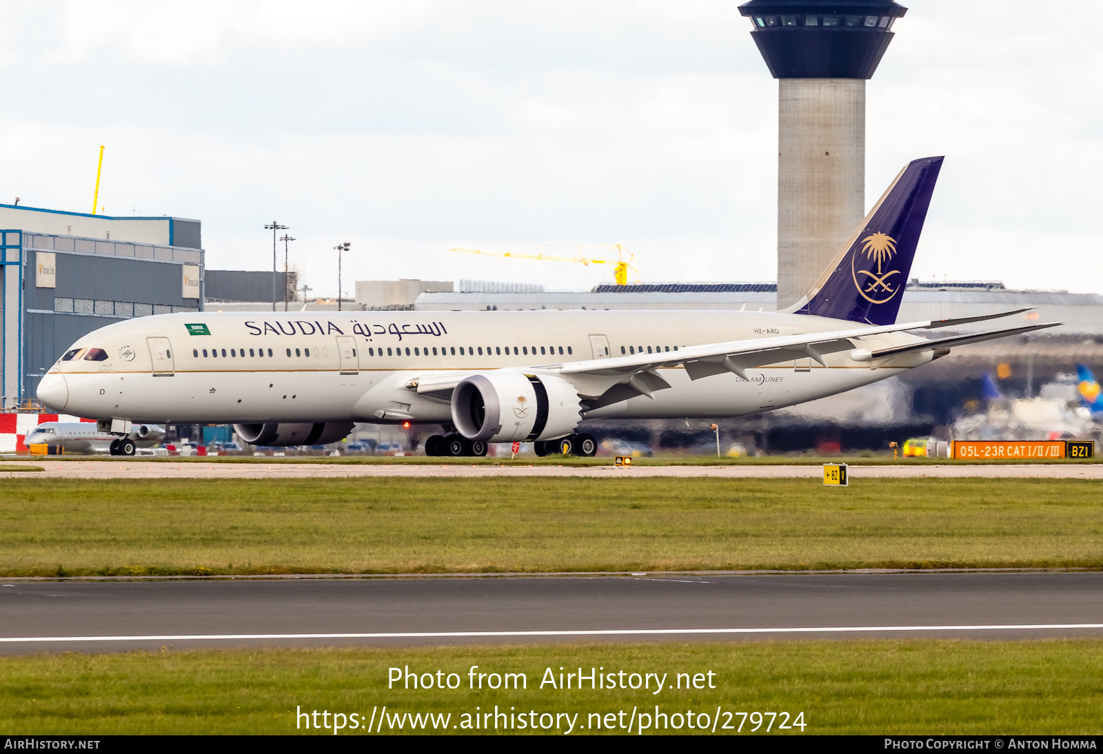 Aircraft Photo of HZ-ARD | Boeing 787-9 Dreamliner | Saudia - Saudi Arabian Airlines | AirHistory.net #279724