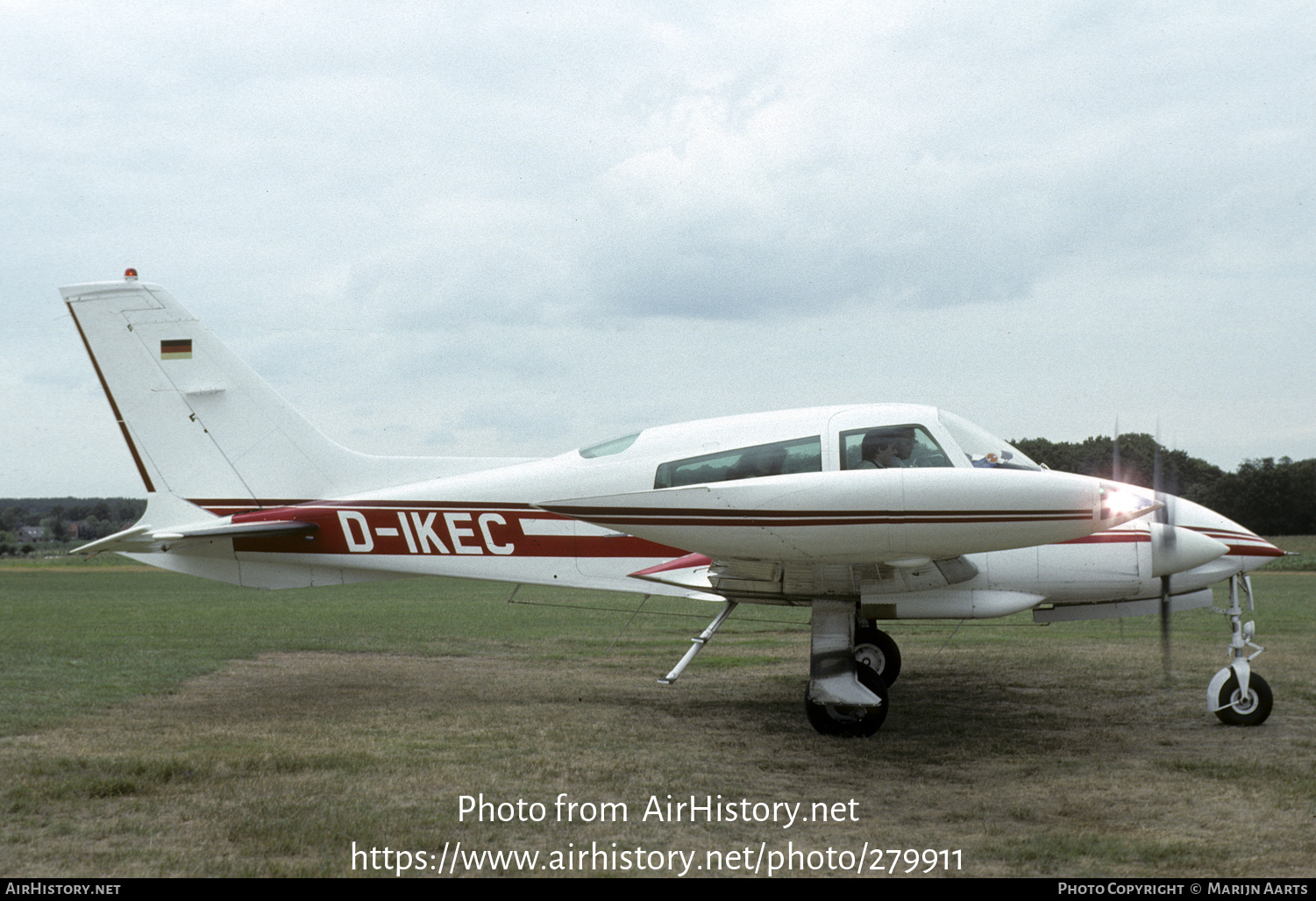 Aircraft Photo of D-IKEC | Cessna 310Q | AirHistory.net #279911