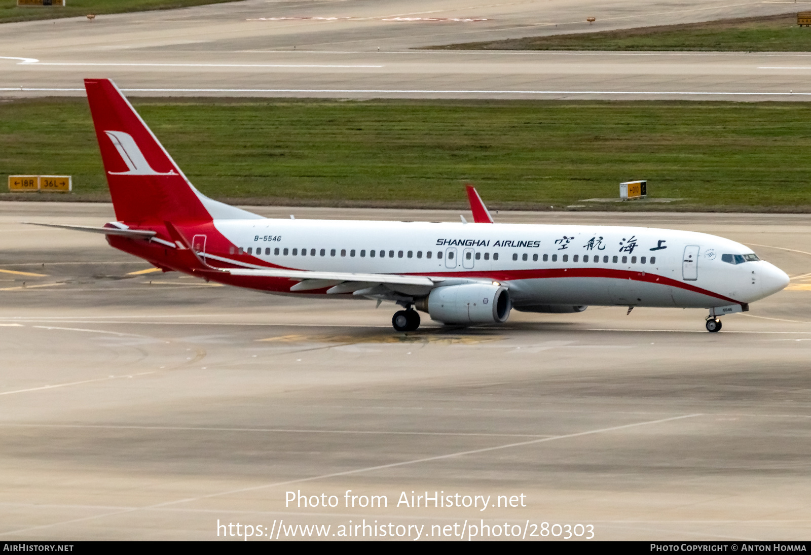 Aircraft Photo of B-5546 | Boeing 737-86N | Shanghai Airlines | AirHistory.net #280303