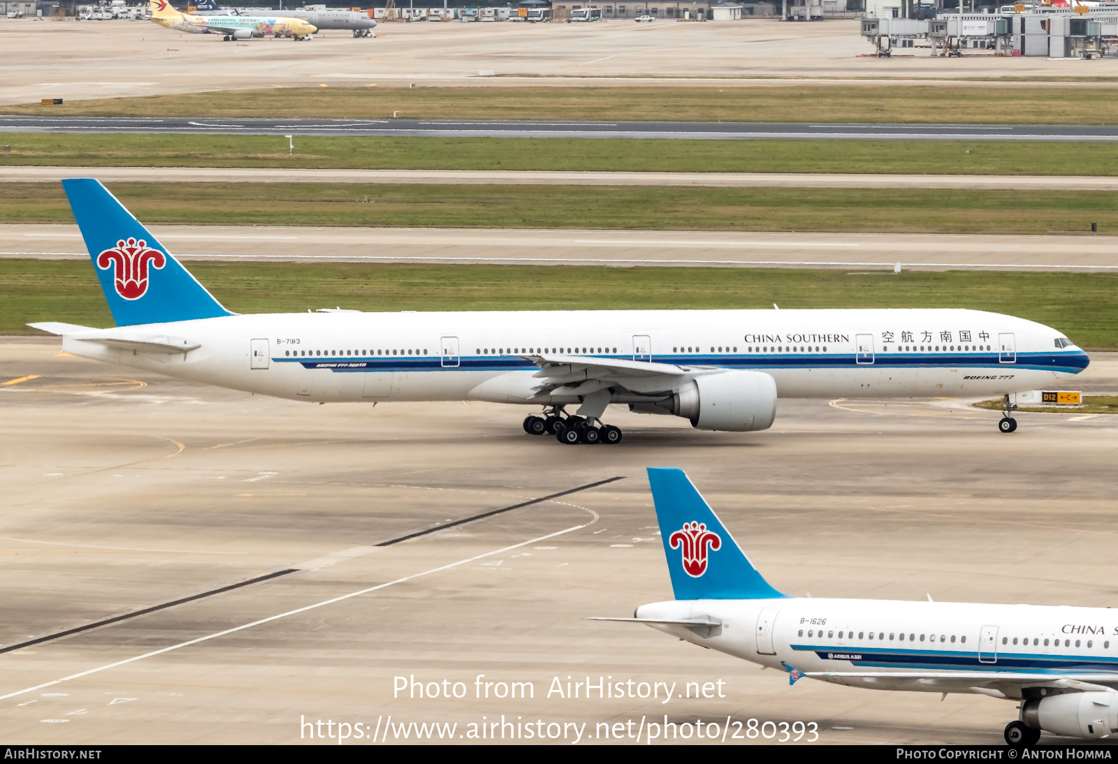 Aircraft Photo of B-7183 | Boeing 777-31BER | China Southern Airlines | AirHistory.net #280393