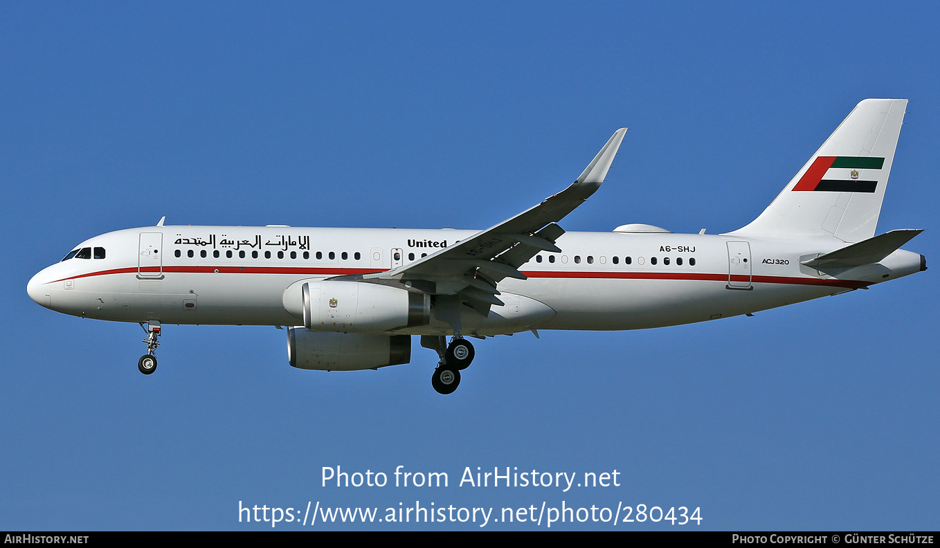 Aircraft Photo of A6-SHJ | Airbus ACJ320 (A320-232/CJ) | AirHistory.net #280434