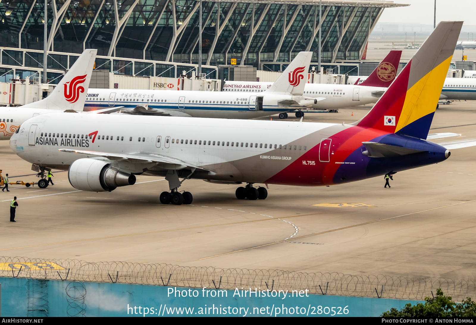 Aircraft Photo of HL7515 | Boeing 767-38E | Asiana Airlines | AirHistory.net #280526