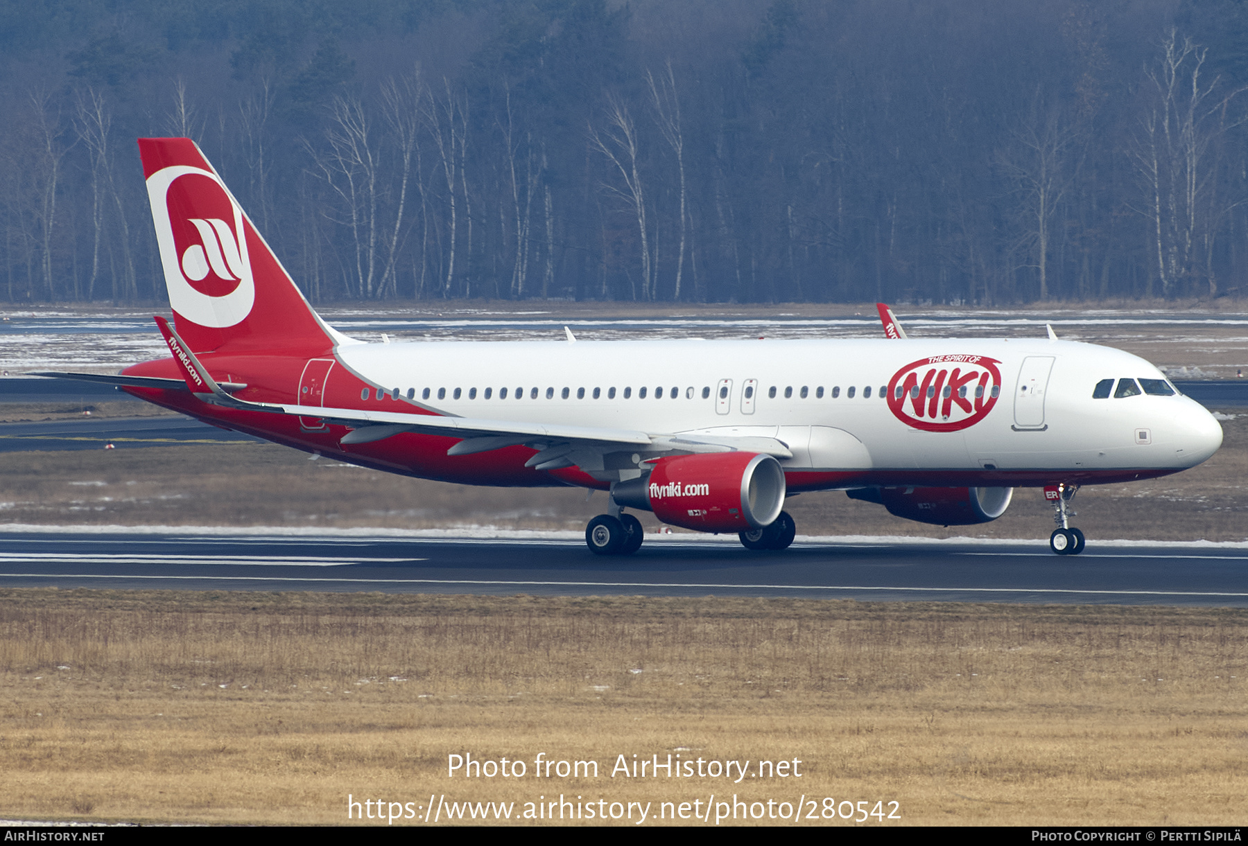 Aircraft Photo of OE-LER | Airbus A320-214 | Niki | AirHistory.net #280542