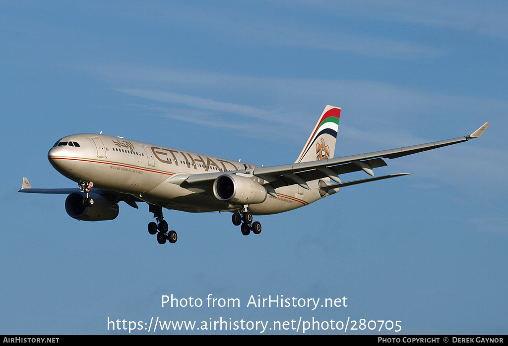 Aircraft Photo of A6-EYO | Airbus A330-243 | Etihad Airways | AirHistory.net #280705