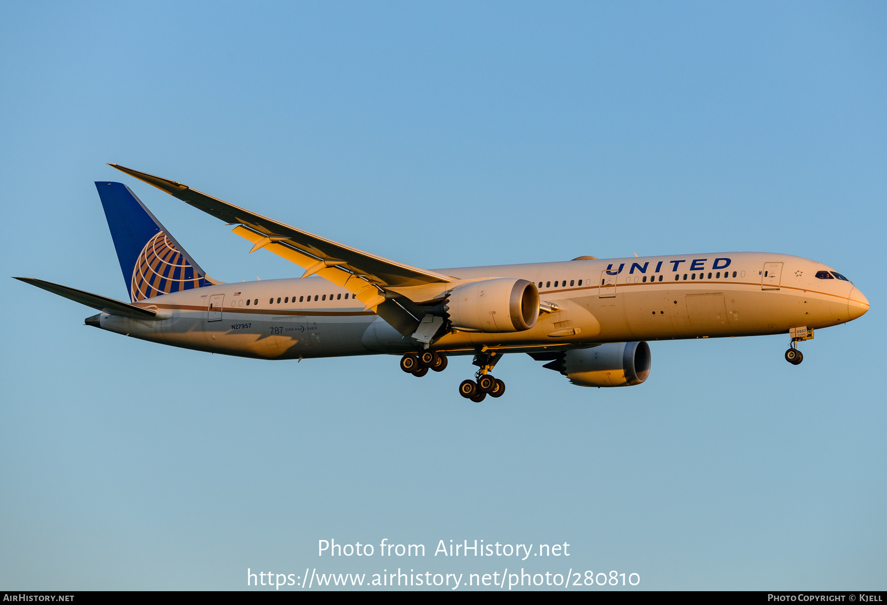 Aircraft Photo of N27957 | Boeing 787-9 Dreamliner | United Airlines | AirHistory.net #280810