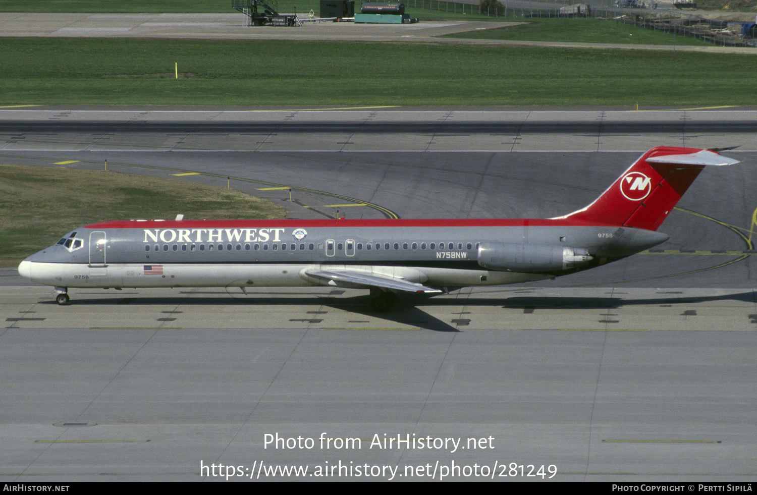 Aircraft Photo of N758NW | McDonnell Douglas DC-9-41 | Northwest Airlines | AirHistory.net #281249