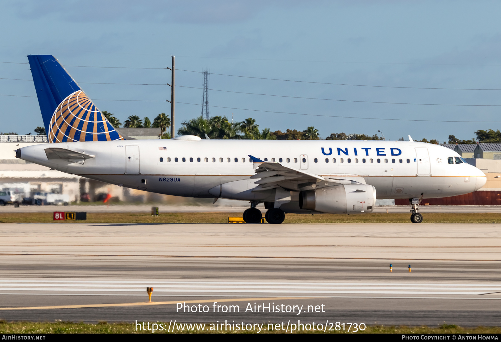 Aircraft Photo of N829UA | Airbus A319-131 | United Airlines | AirHistory.net #281730