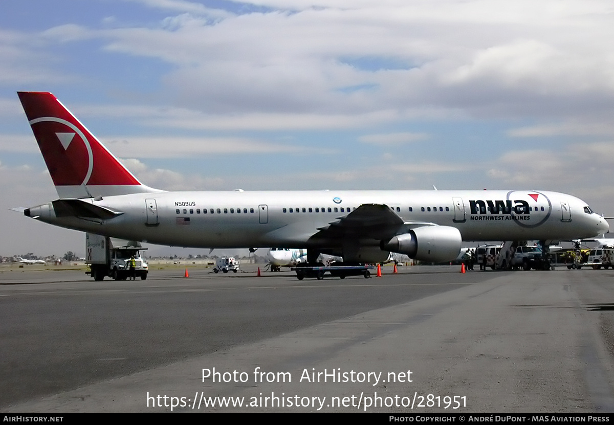 Aircraft Photo of N509US | Boeing 757-251 | Northwest Airlines | AirHistory.net #281951