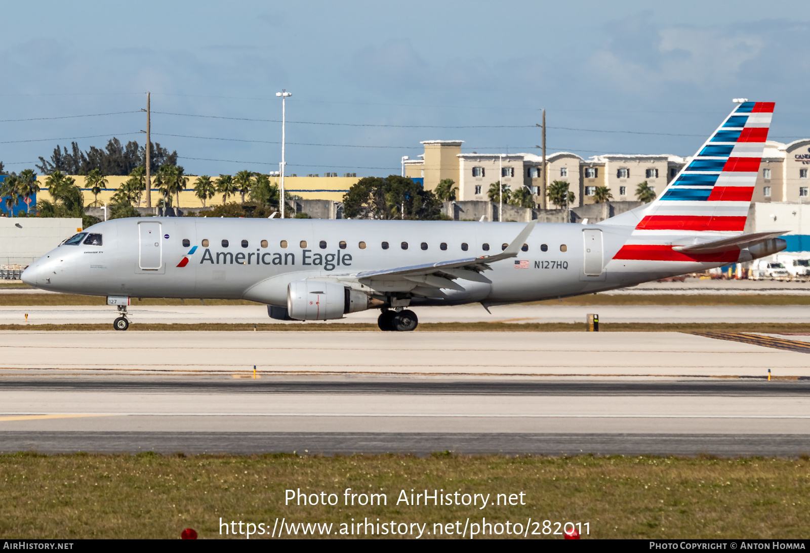 Aircraft Photo of N127HQ | Embraer 175LR (ERJ-170-200LR) | American Eagle | AirHistory.net #282011