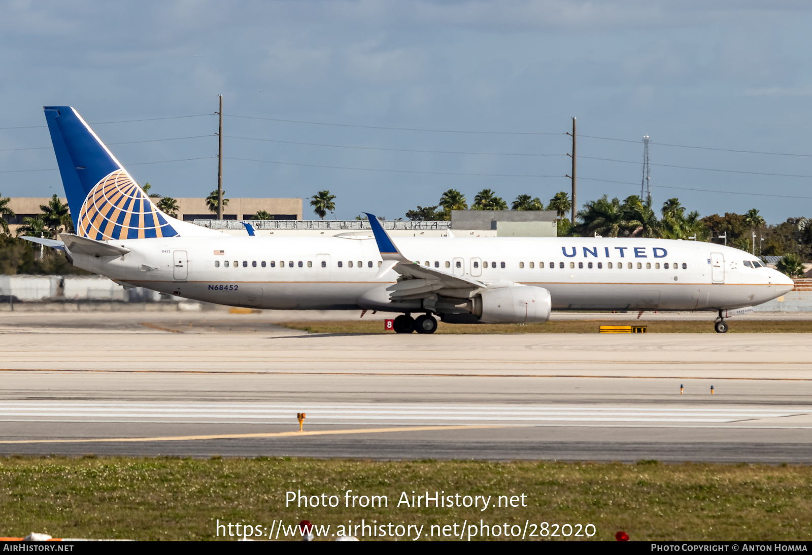 Aircraft Photo of N68452 | Boeing 737-924/ER | United Airlines | AirHistory.net #282020