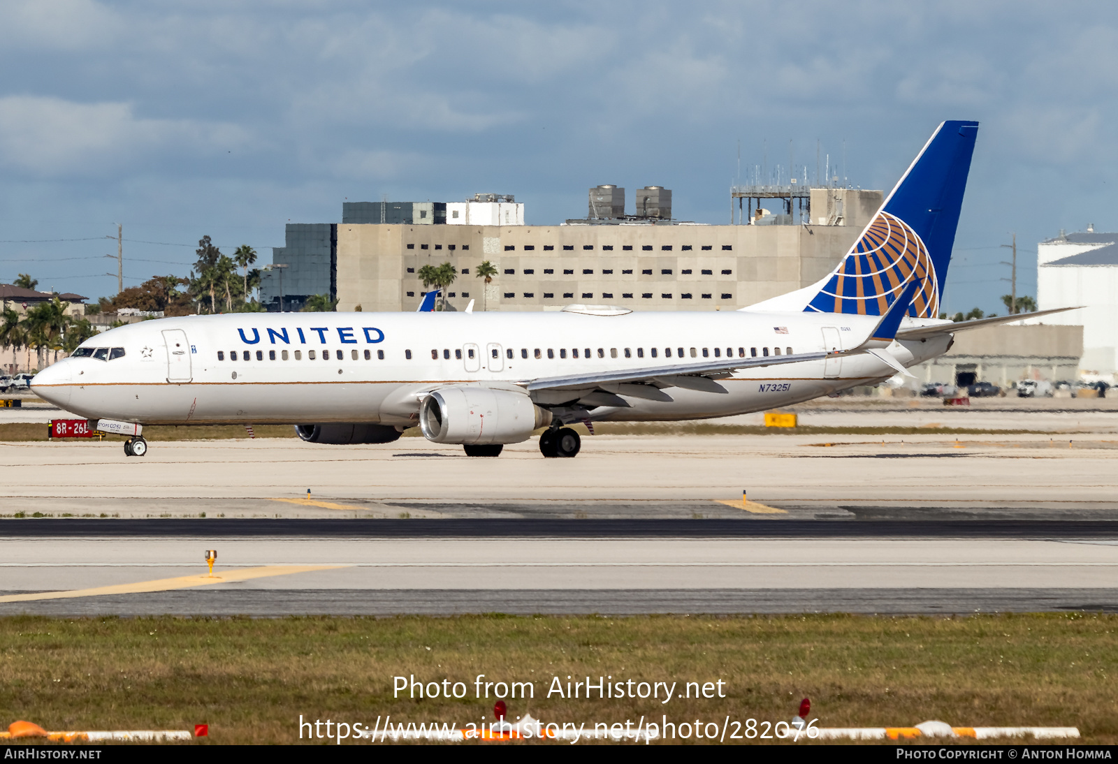 Aircraft Photo of N73251 | Boeing 737-824 | United Airlines | AirHistory.net #282076