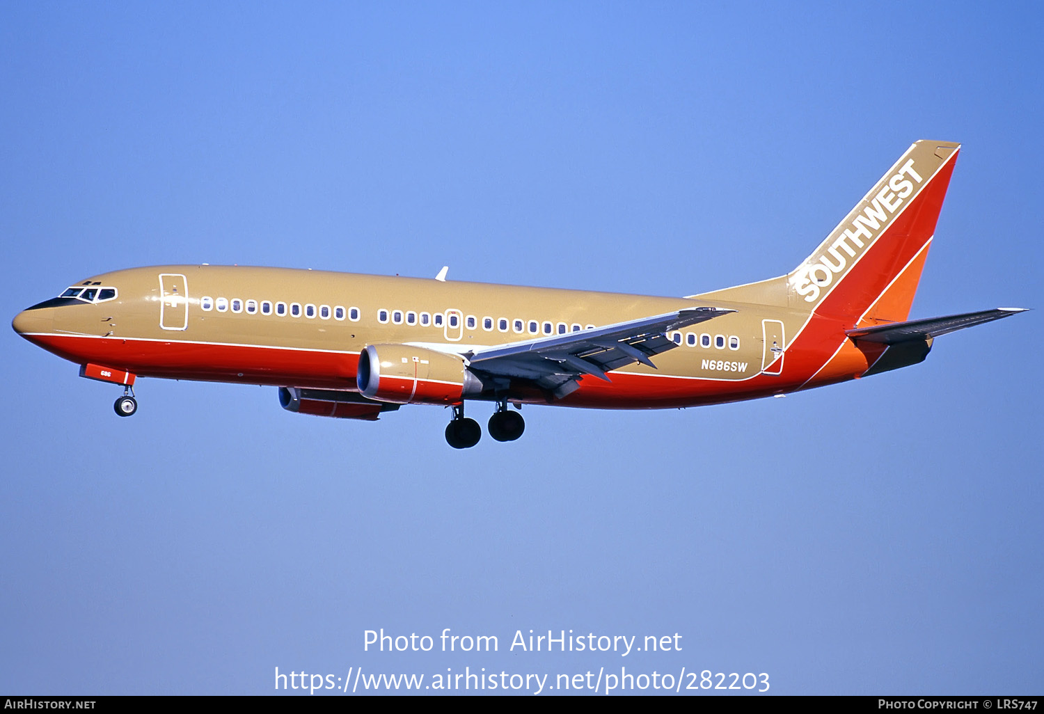 Aircraft Photo of N686SW | Boeing 737-317 | Southwest Airlines | AirHistory.net #282203