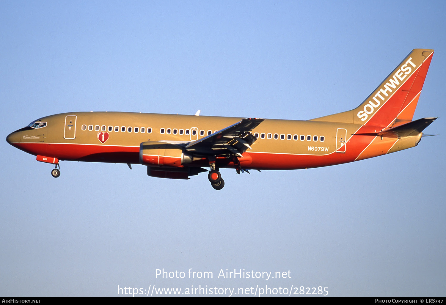 Aircraft Photo of N607SW | Boeing 737-3H4 | Southwest Airlines | AirHistory.net #282285