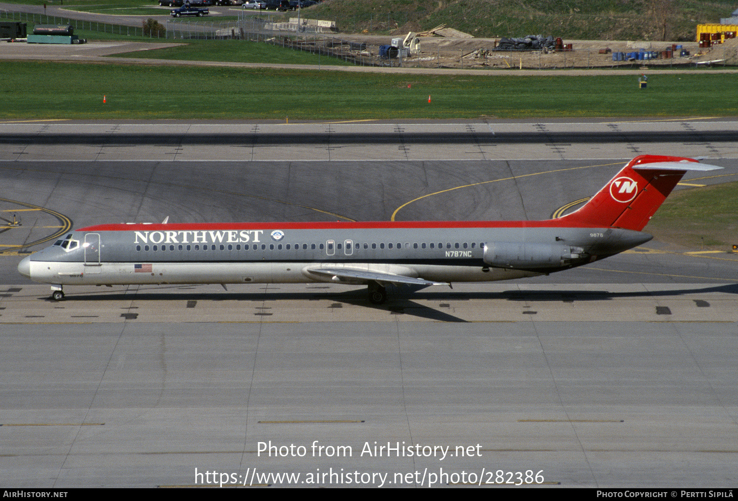 Aircraft Photo of N787NC | McDonnell Douglas DC-9-51 | Northwest Airlines | AirHistory.net #282386