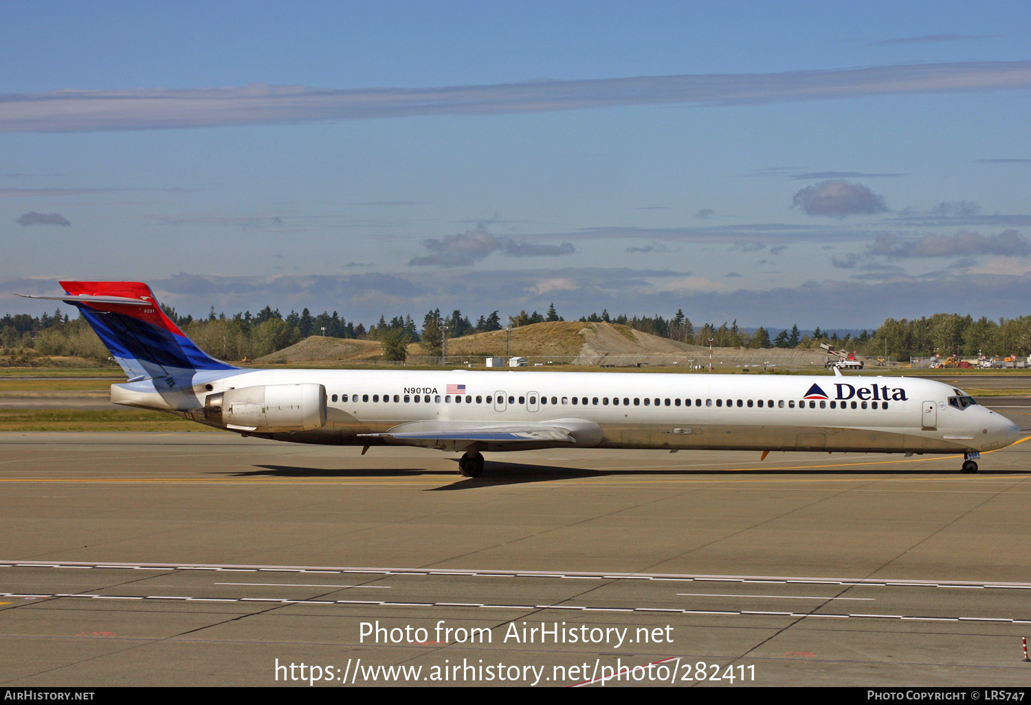 Aircraft Photo of N901DA | McDonnell Douglas MD-90-30 | Delta Air Lines | AirHistory.net #282411