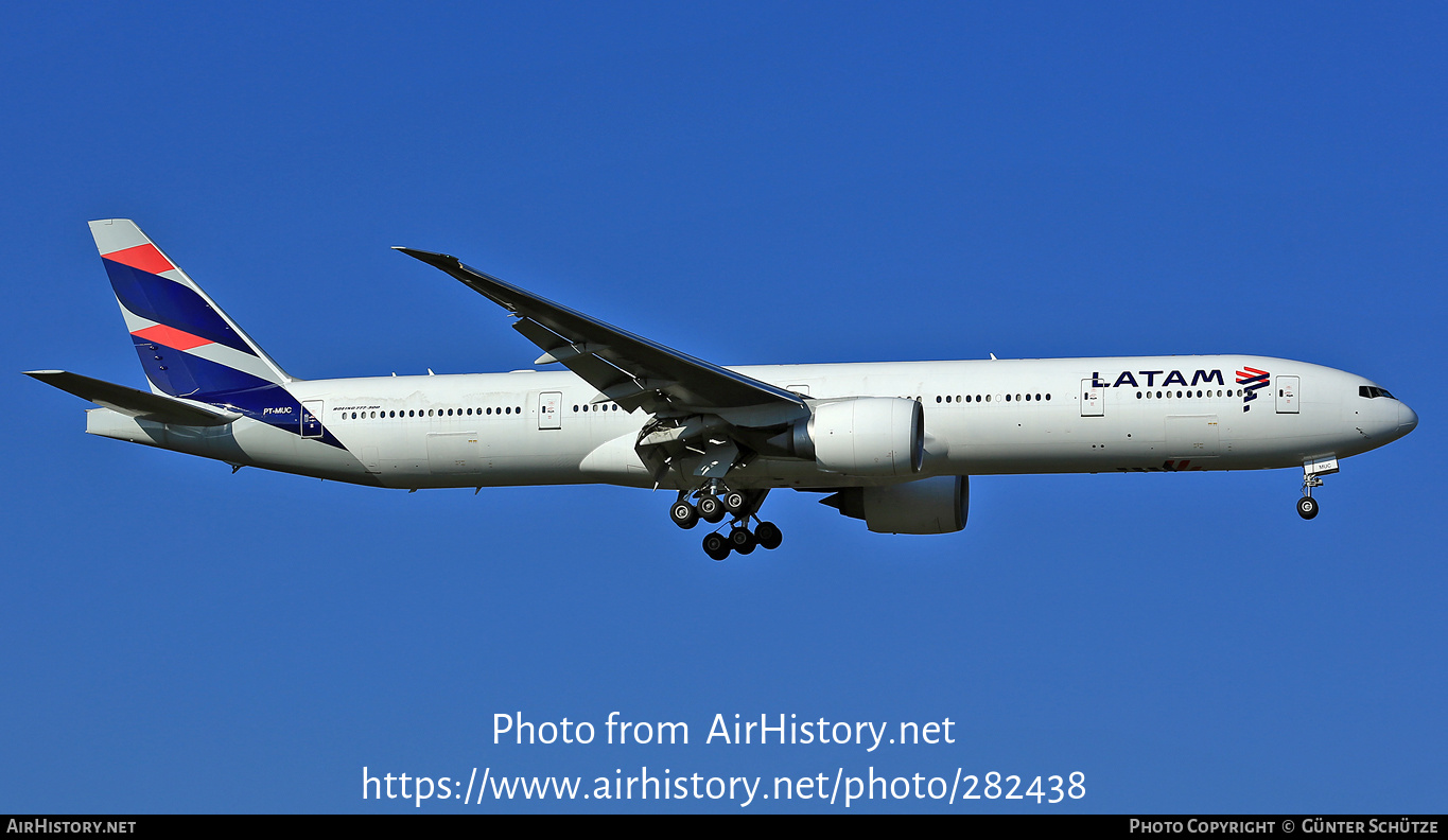 Aircraft Photo of PT-MUC | Boeing 777-32W/ER | LATAM Airlines | AirHistory.net #282438