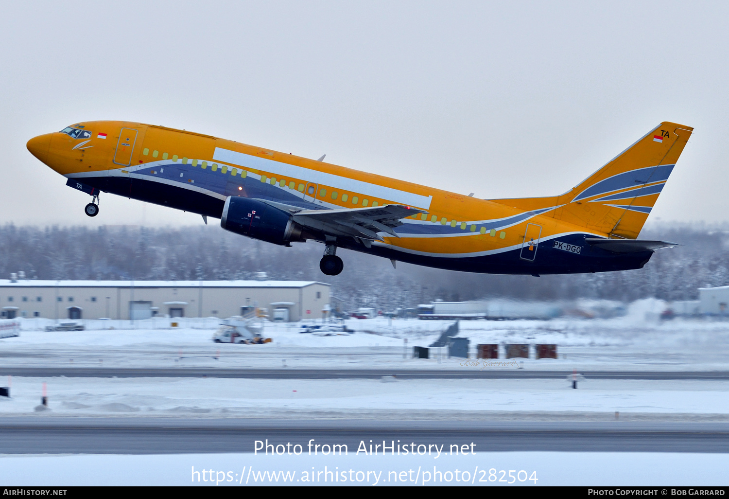 Aircraft Photo of PK-DGO | Boeing 737-33V(QC) | AirHistory.net #282504