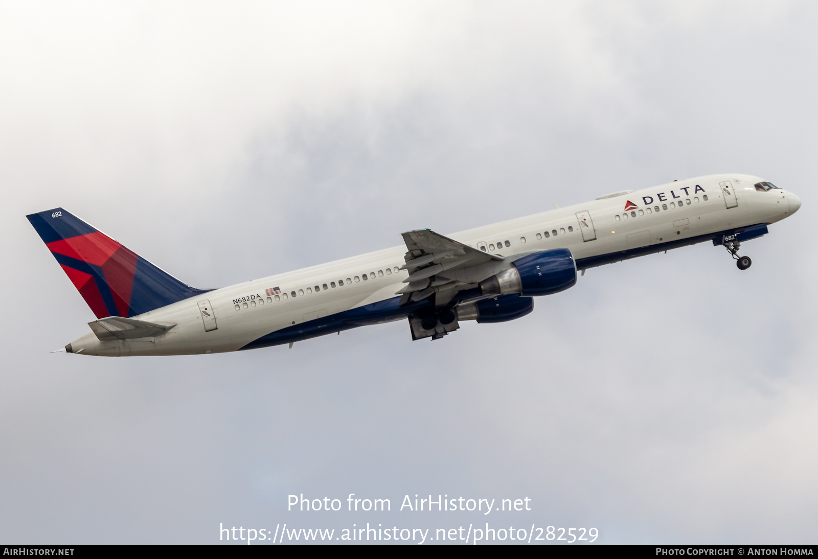 Aircraft Photo of N682DA | Boeing 757-232 | Delta Air Lines | AirHistory.net #282529